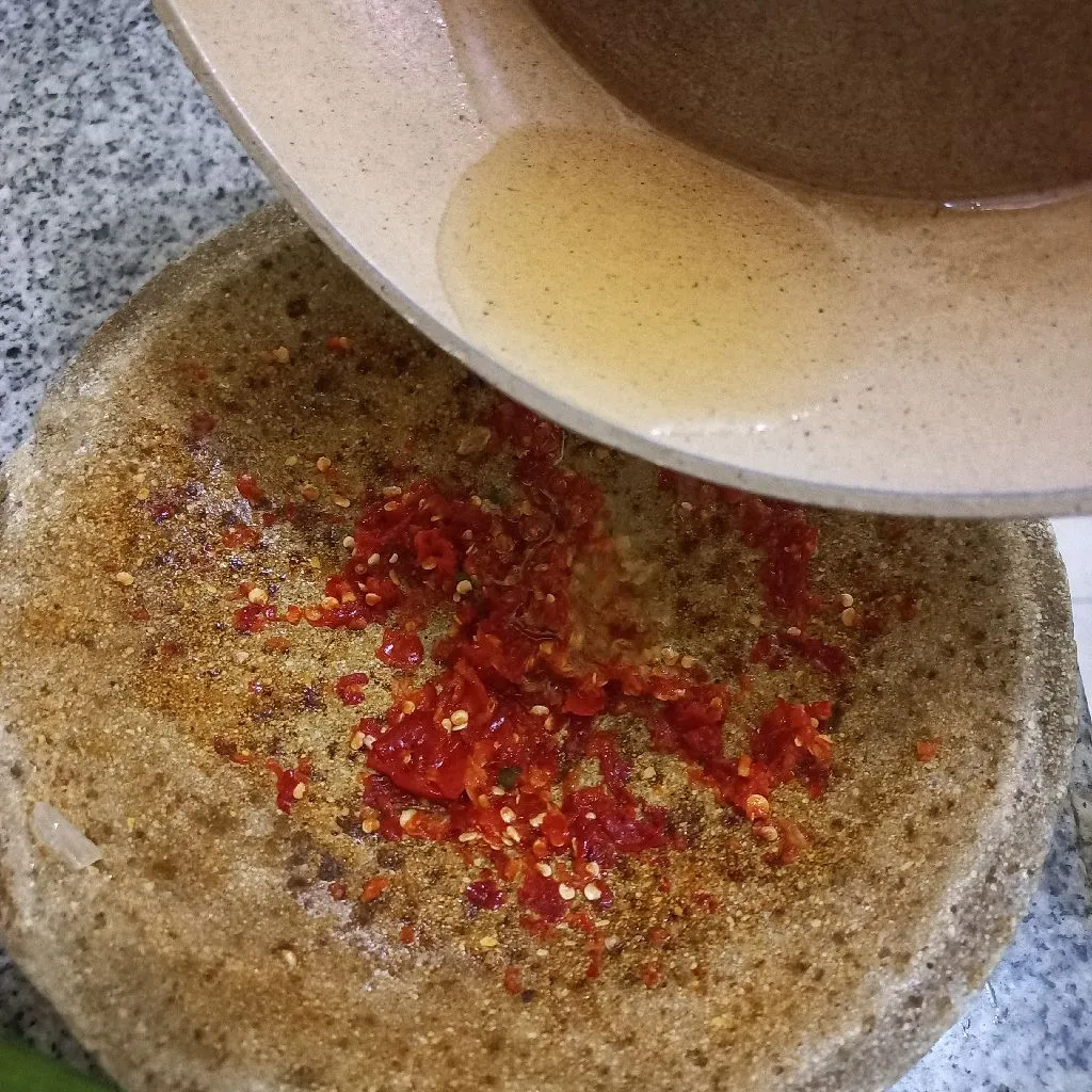 Step 4 Tahu Goreng Sambal Goang