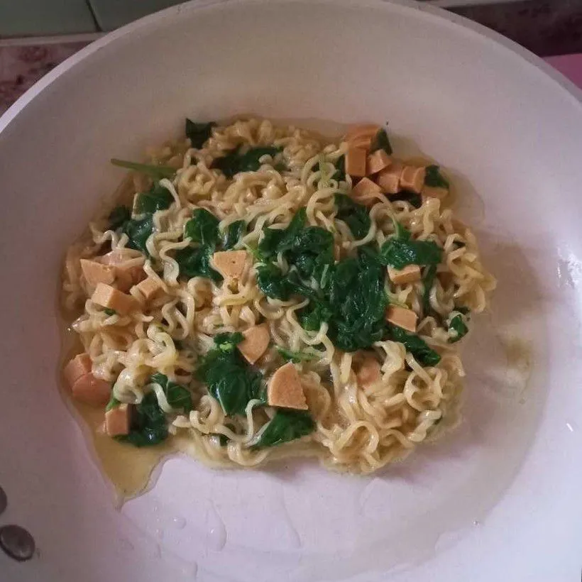 Step 4 Omelet Bayam Ekonomis