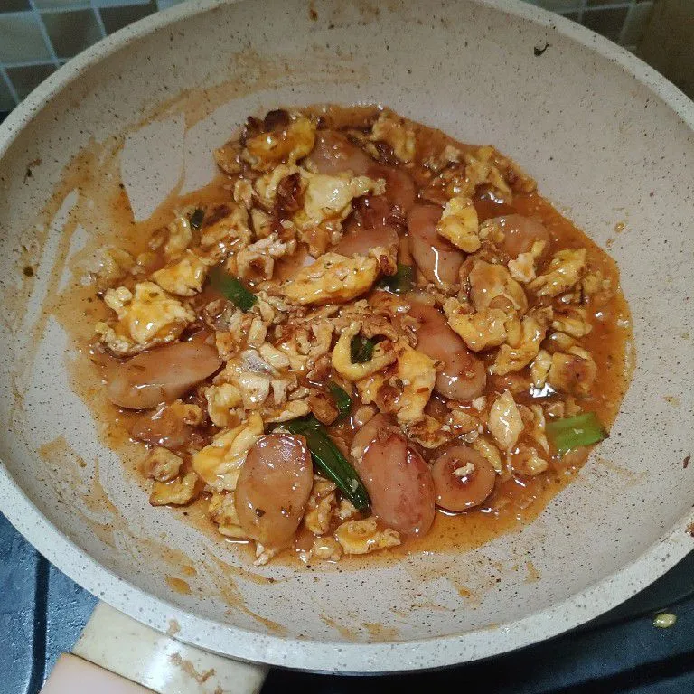 Step 5 Tumis Sosis Telur
