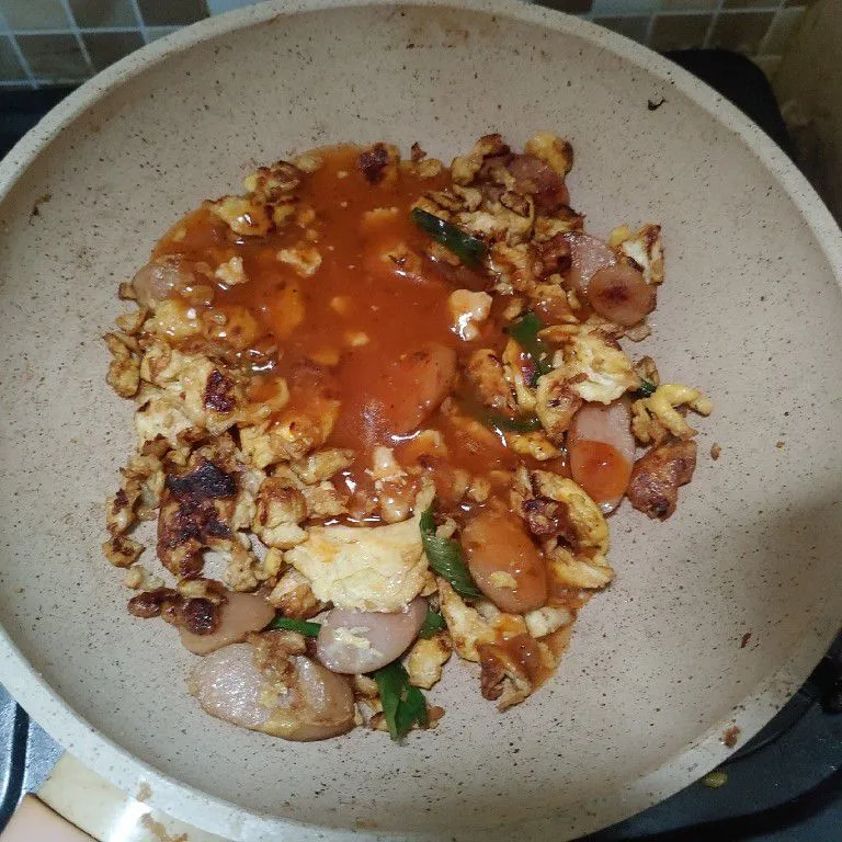 Step 4 Tumis Sosis Telur