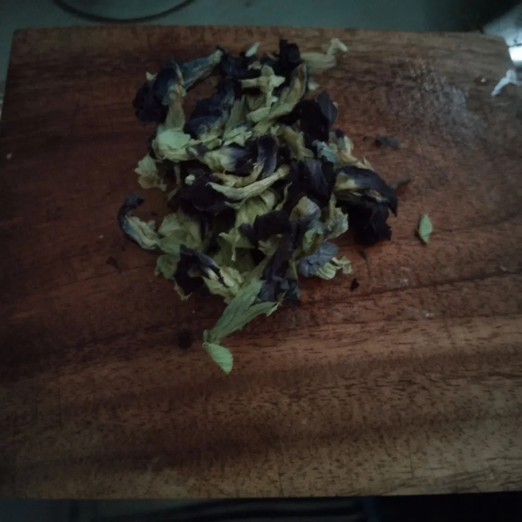 Step 1 Wedang Jahe Telang