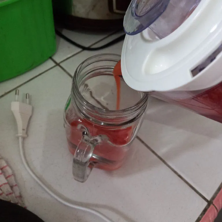 Step 5 Jus Pepaya Strawberry Kurma
