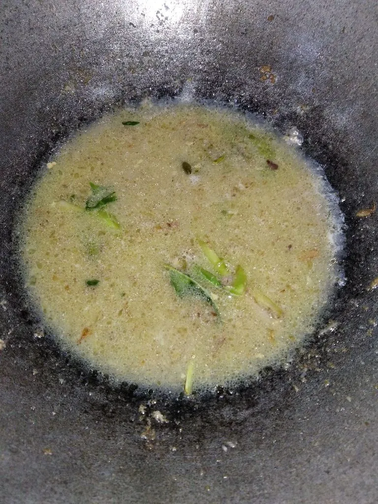 Step 2 Semur Telur & Ayam