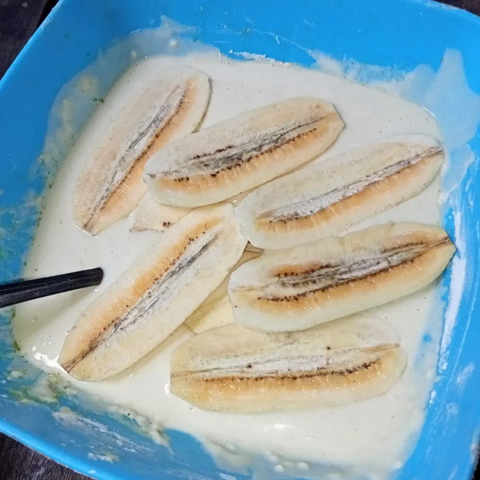 Step 5 Pisang Goreng Wijen Kriuk
