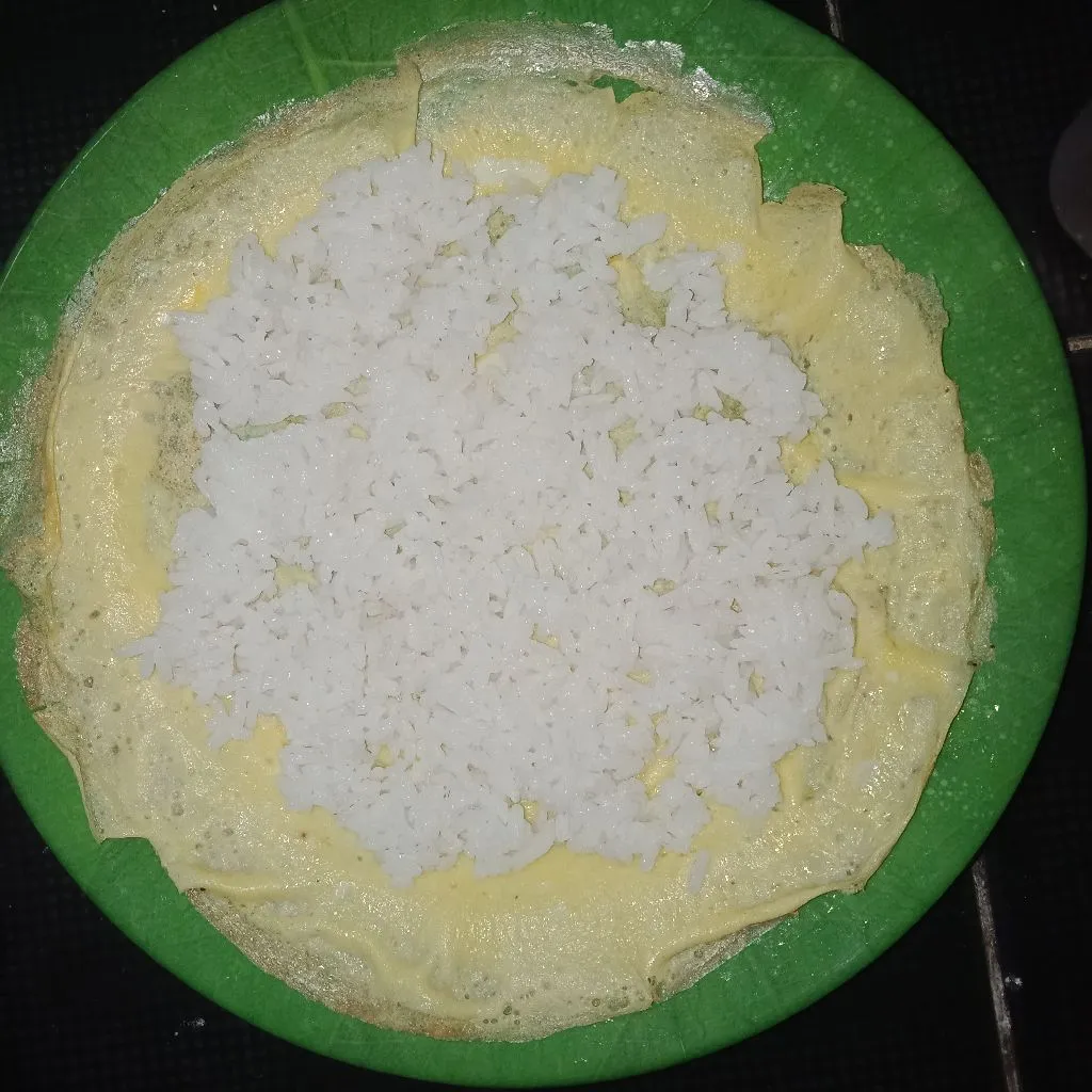 Step 3 Telur Gulung Nasi Abon