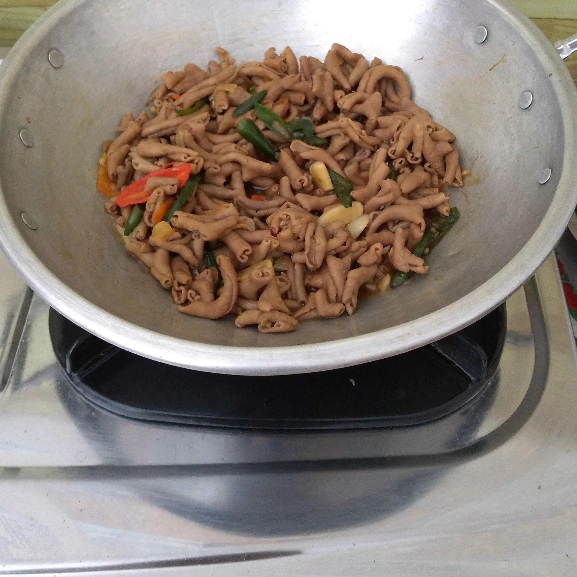 Step 5 Oseng Usus Pedas