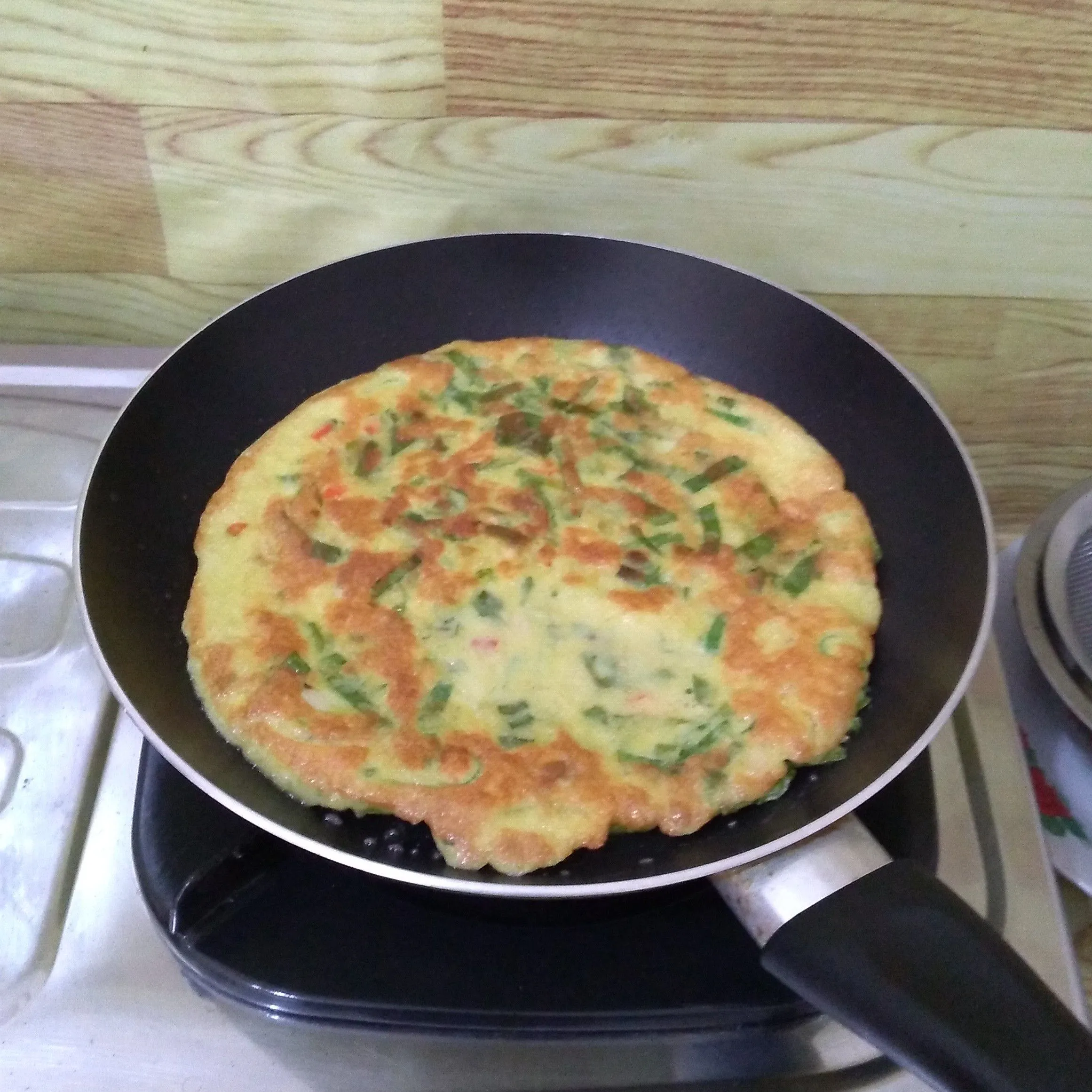 Step 5 Telur Dadar Daun Melinjo Pedas