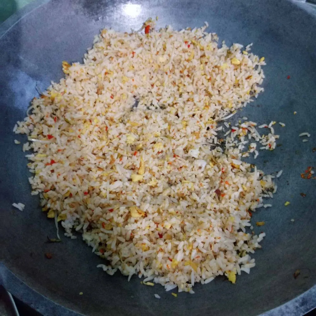 Step 4 Nasi Goreng Pedas Telur