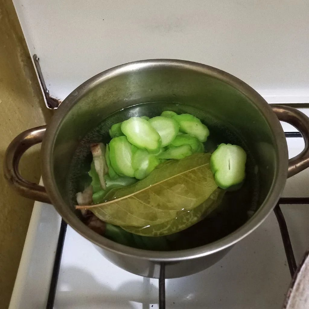 Step 2 Bayam Labu Kuah Bumbu Bawang Goreng