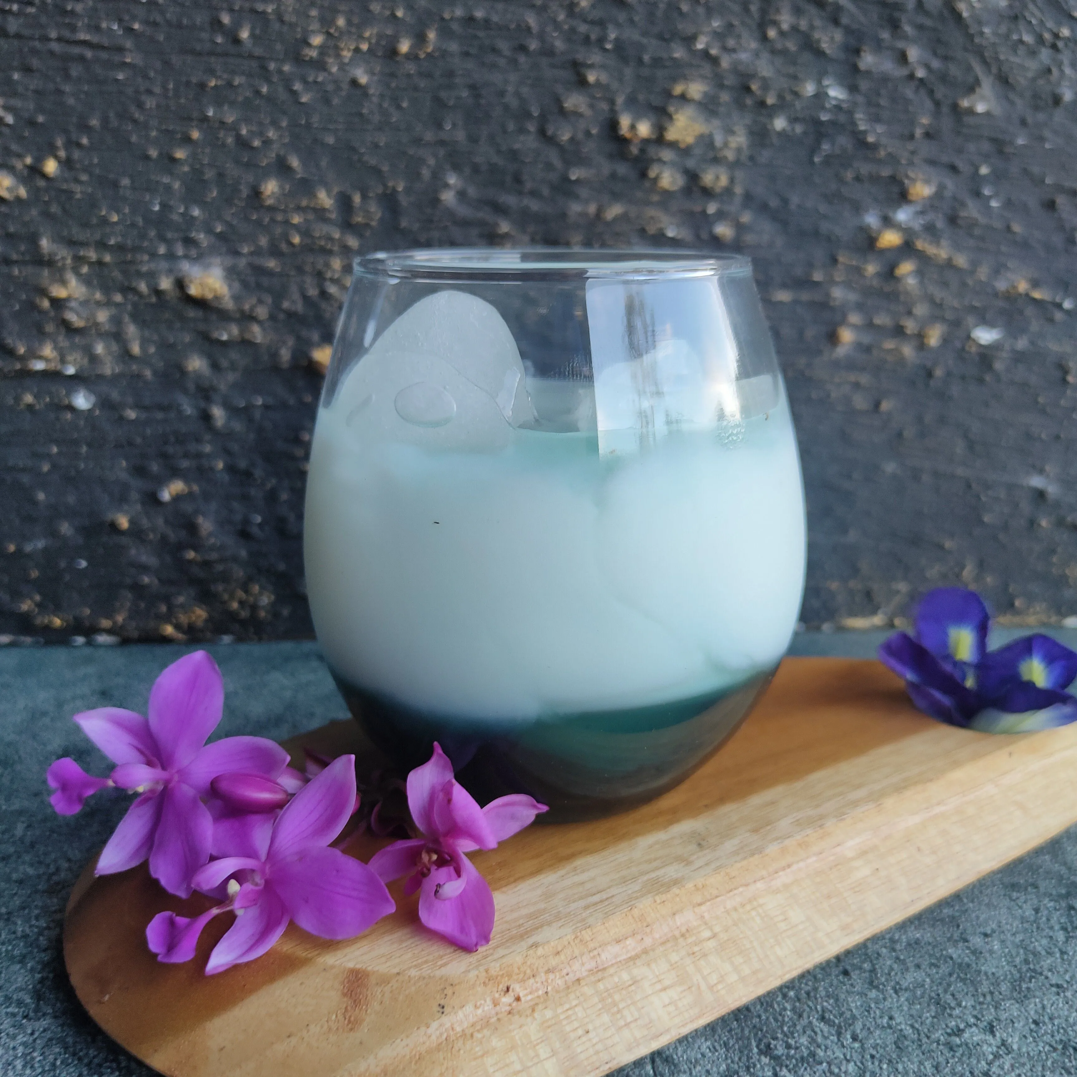 Step 5 Butterfly Pea Coffee Latte