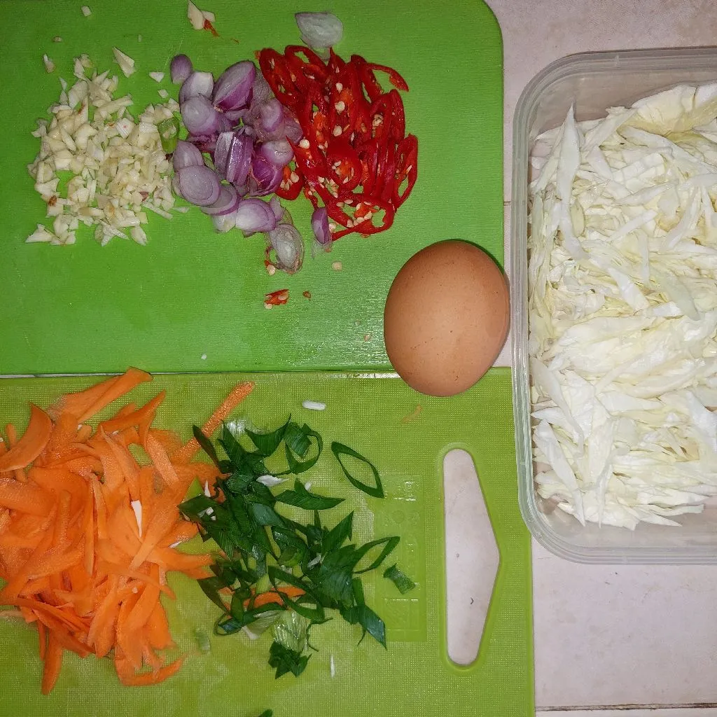 Step 1 Tumis Kubis Telur