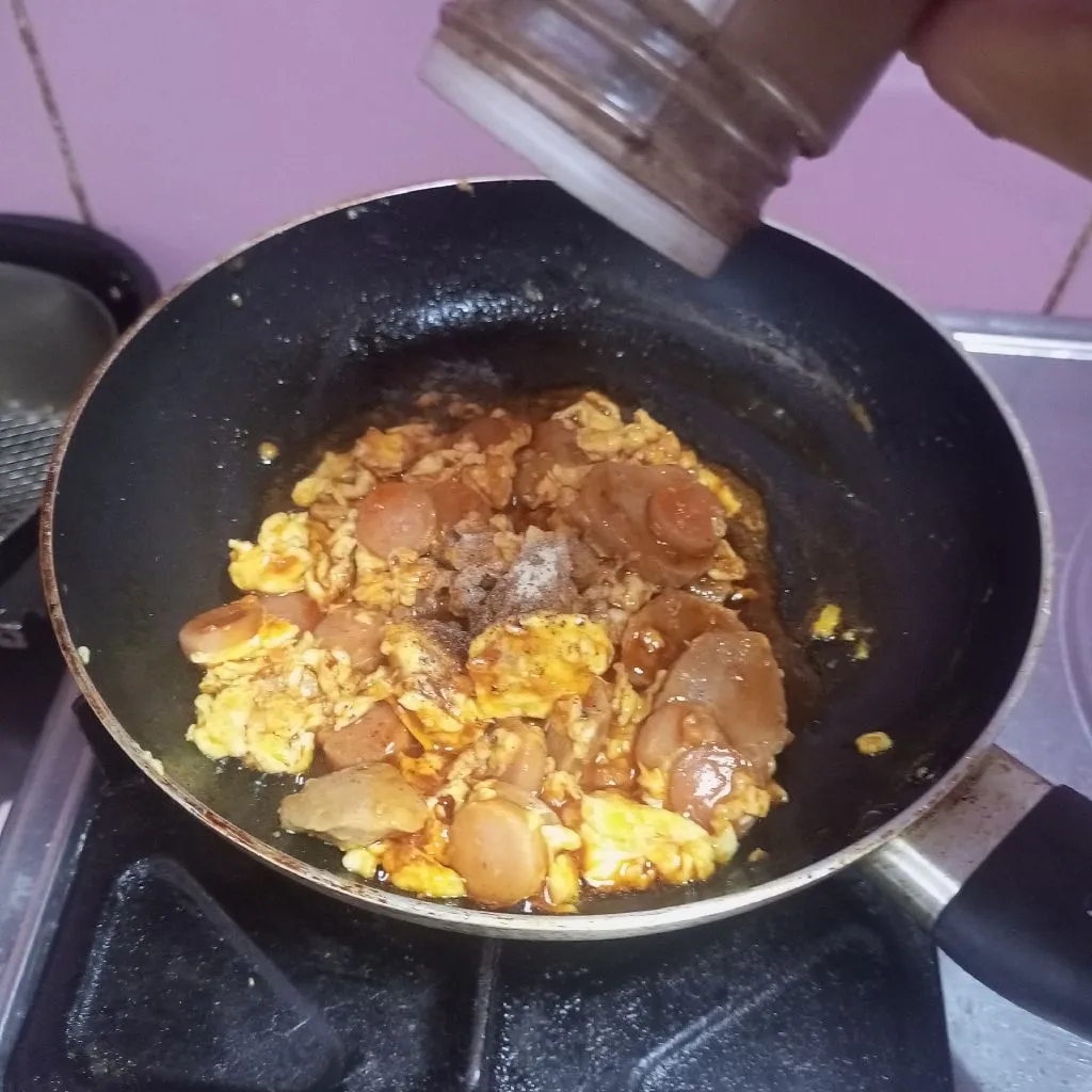 Step 4 Tumis Sosis Bakso Telur