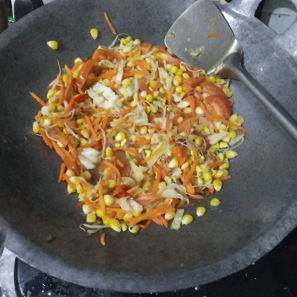 Step 6 Tumis Wortel Cedel Jagung