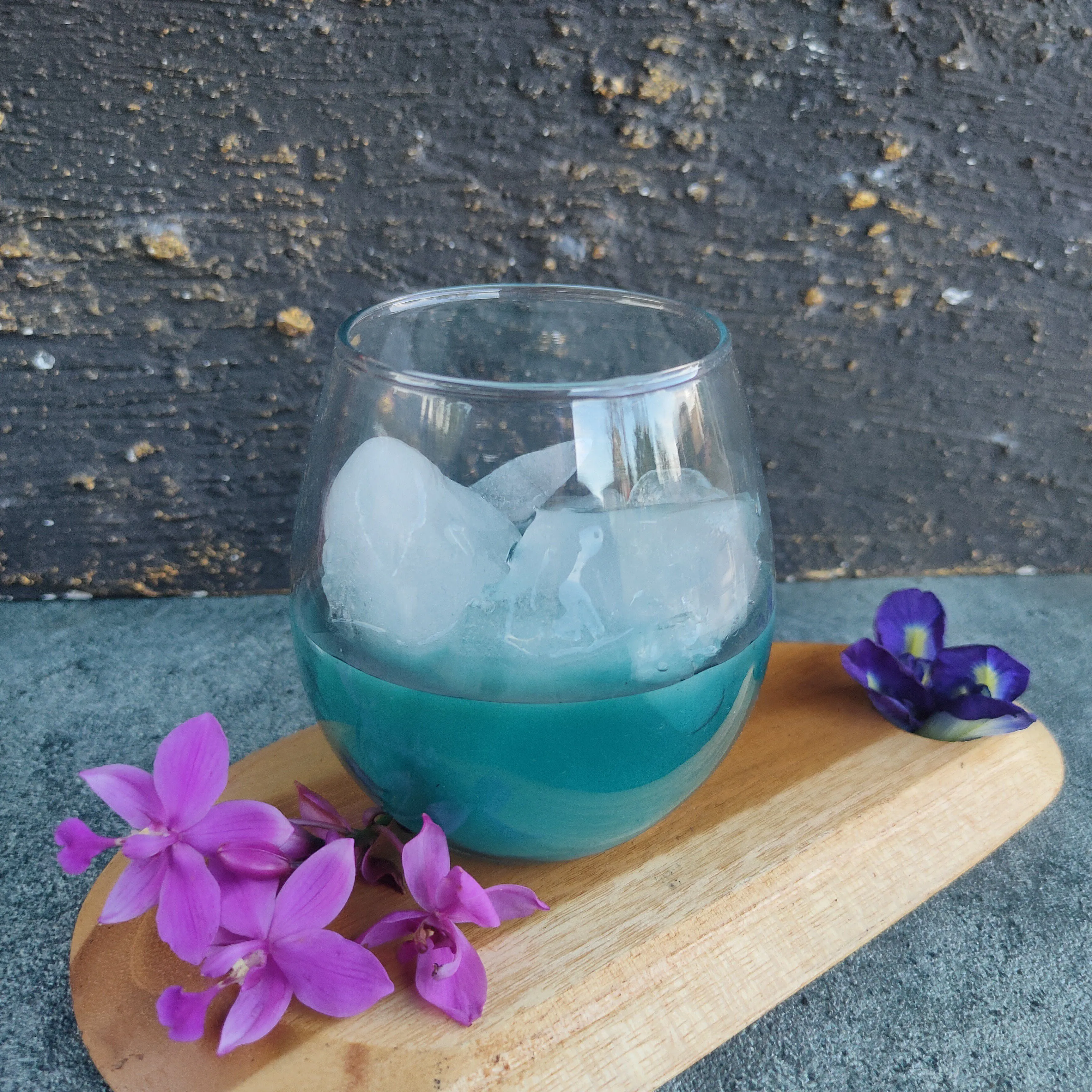 Step 4 Butterfly Pea Coffee Latte