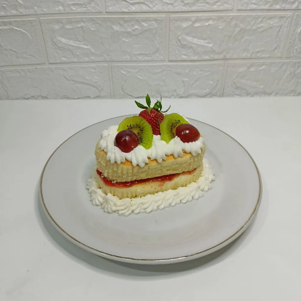 Step 5 Kue Ulang Tahun Simple 🎂