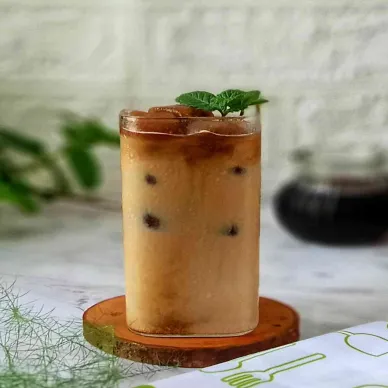 Es Kopi Susu Jahe Gula Aren