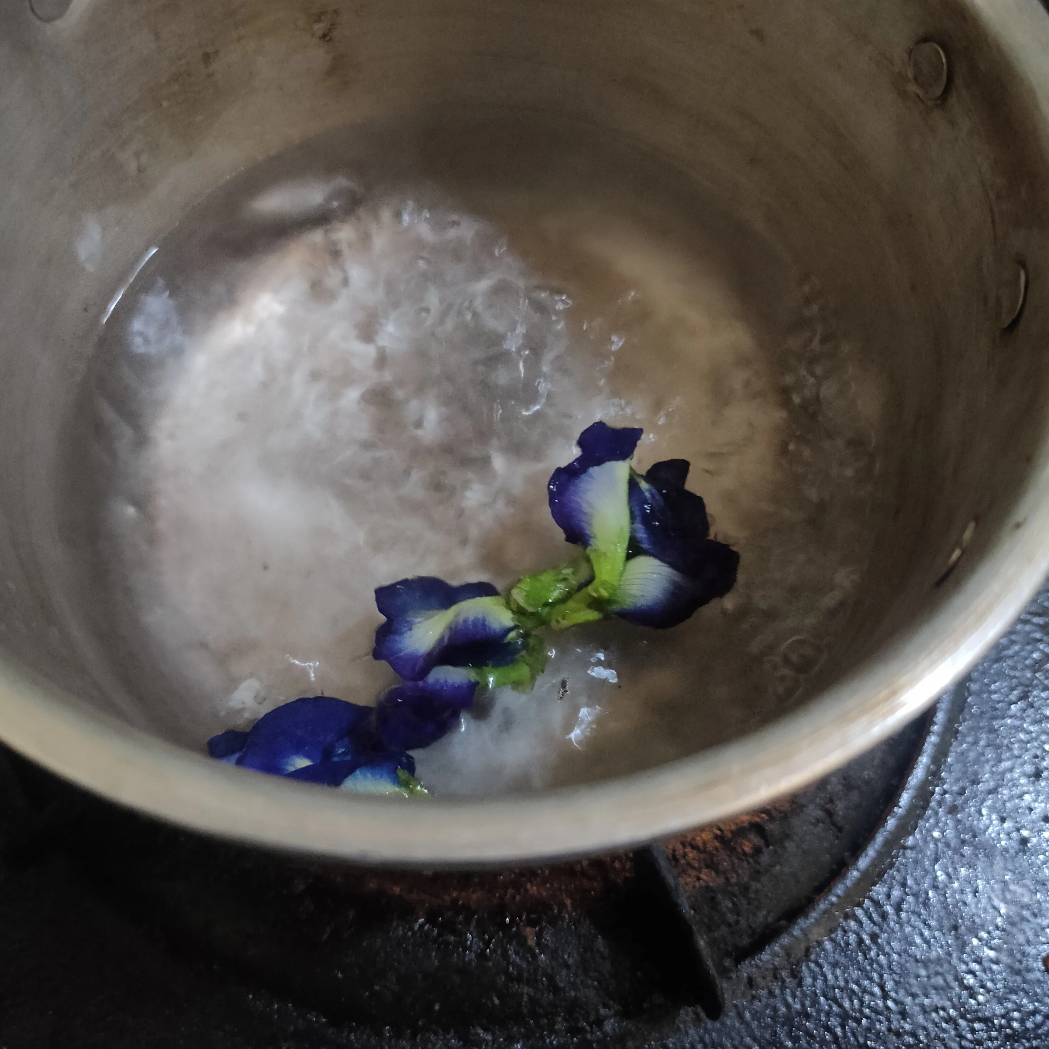 Step 2 Butterfly Pea Coffee Latte