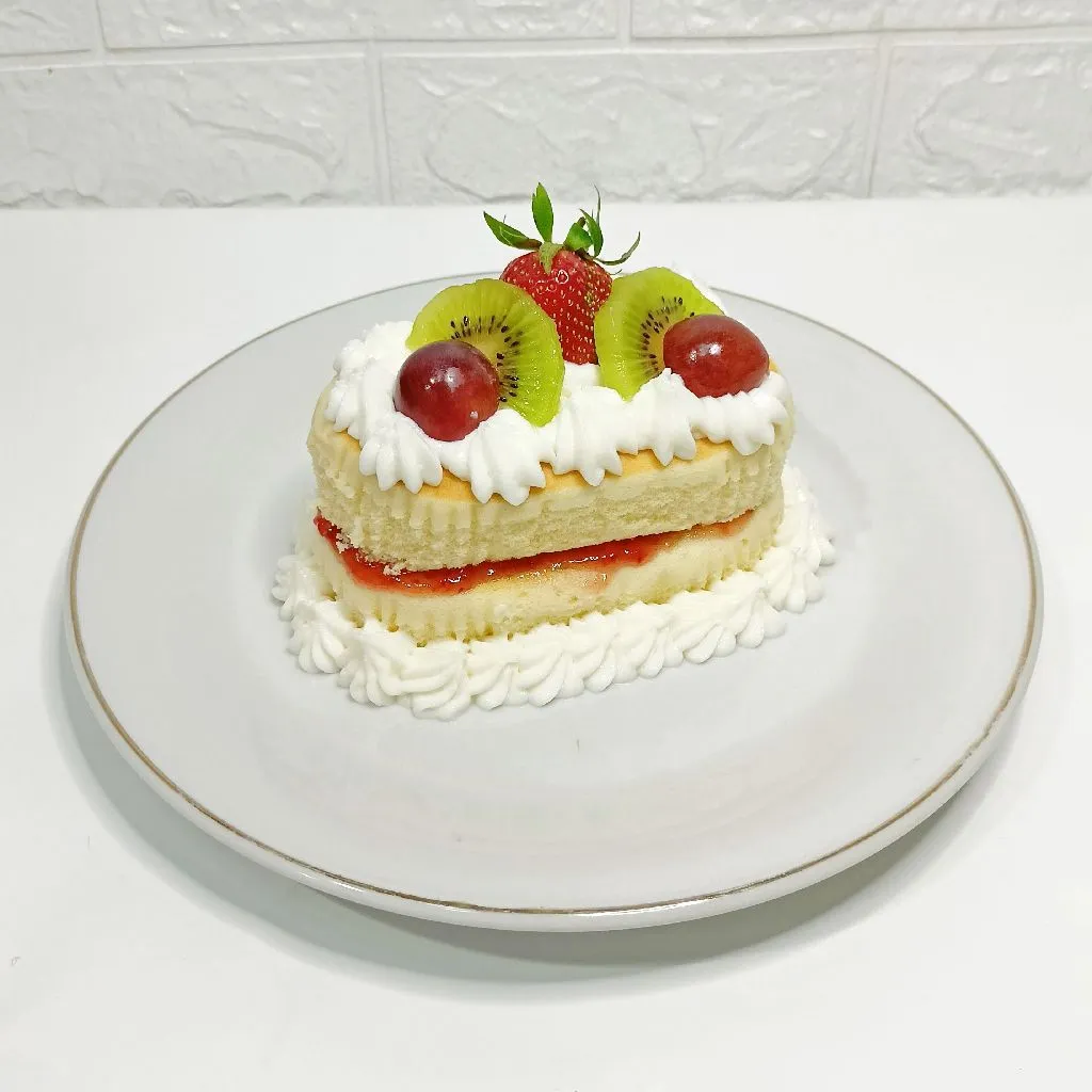 Kue Ulang Tahun Simple 🎂