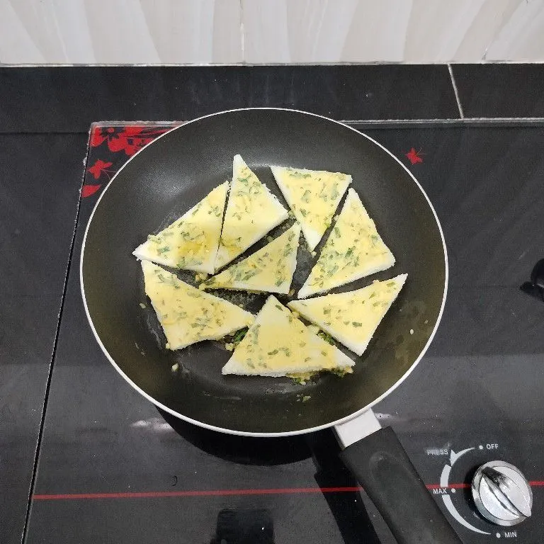Step 5 Garlic Bread Roti Tawar