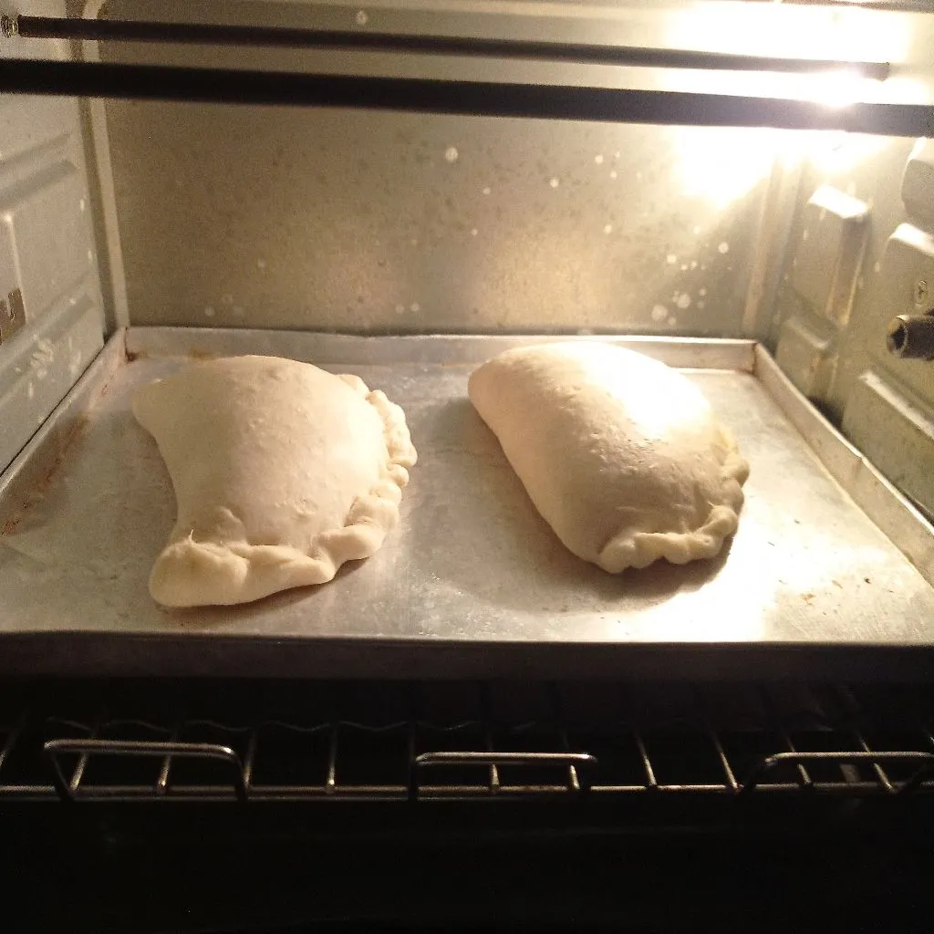 Step 5 Choco Banana Calzone