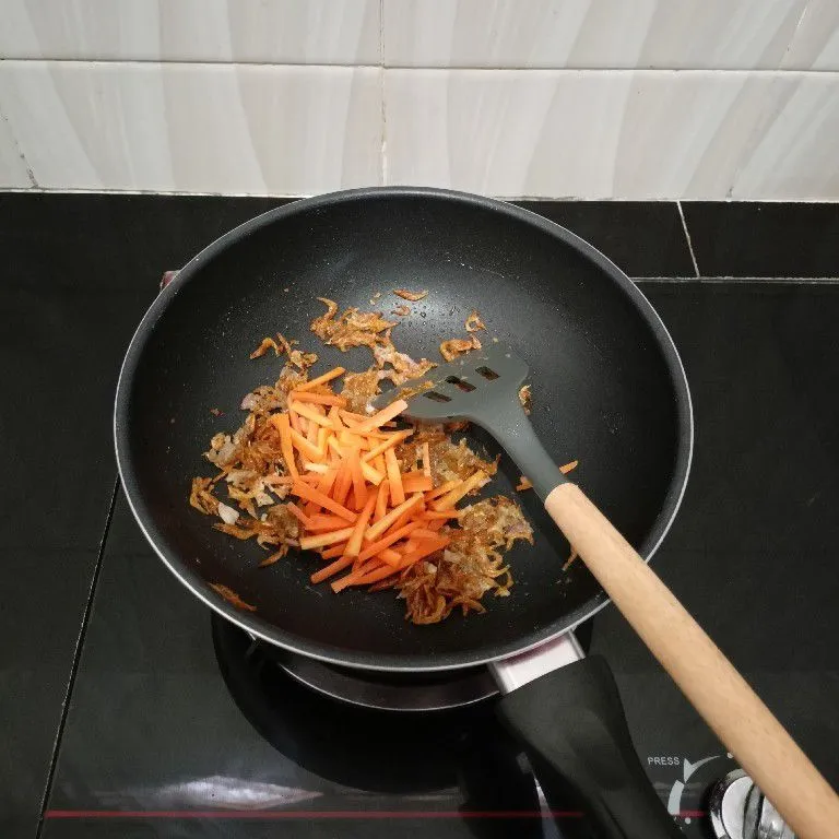 Step 4 Mie Goreng Ebi
