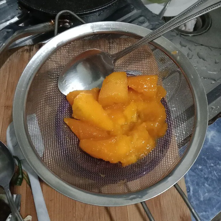 Step 2 Jus Mangga Madu