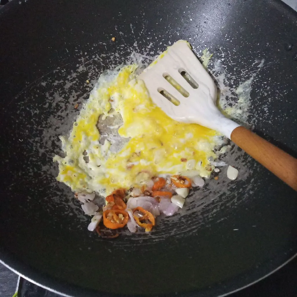 Step 2 Mie Baso Kuah Kari Pedas