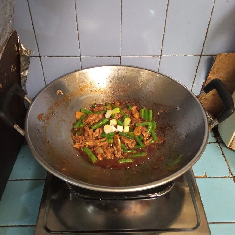Step 5 Tumis Ayam Buncis Saus Teriyaki