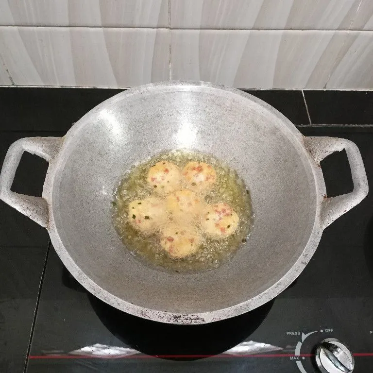 Step 6 Perkedel Tahu Beef Burger