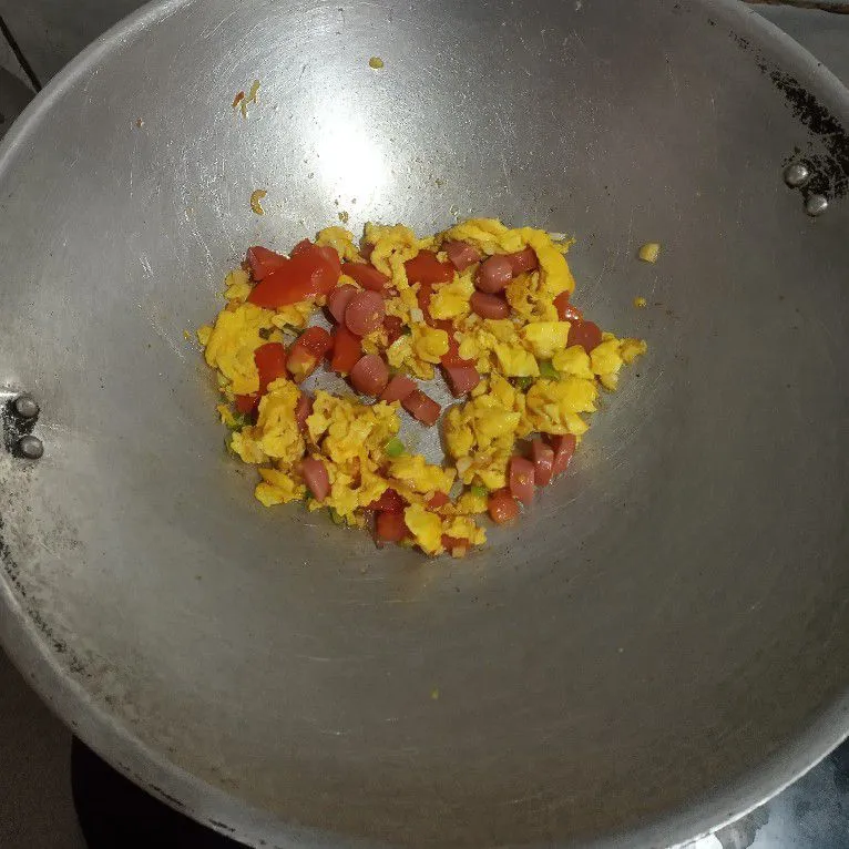 Step 4 Oseng Telur Tomat
