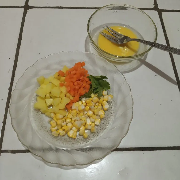 Step 1 Sup Telur Sayuran