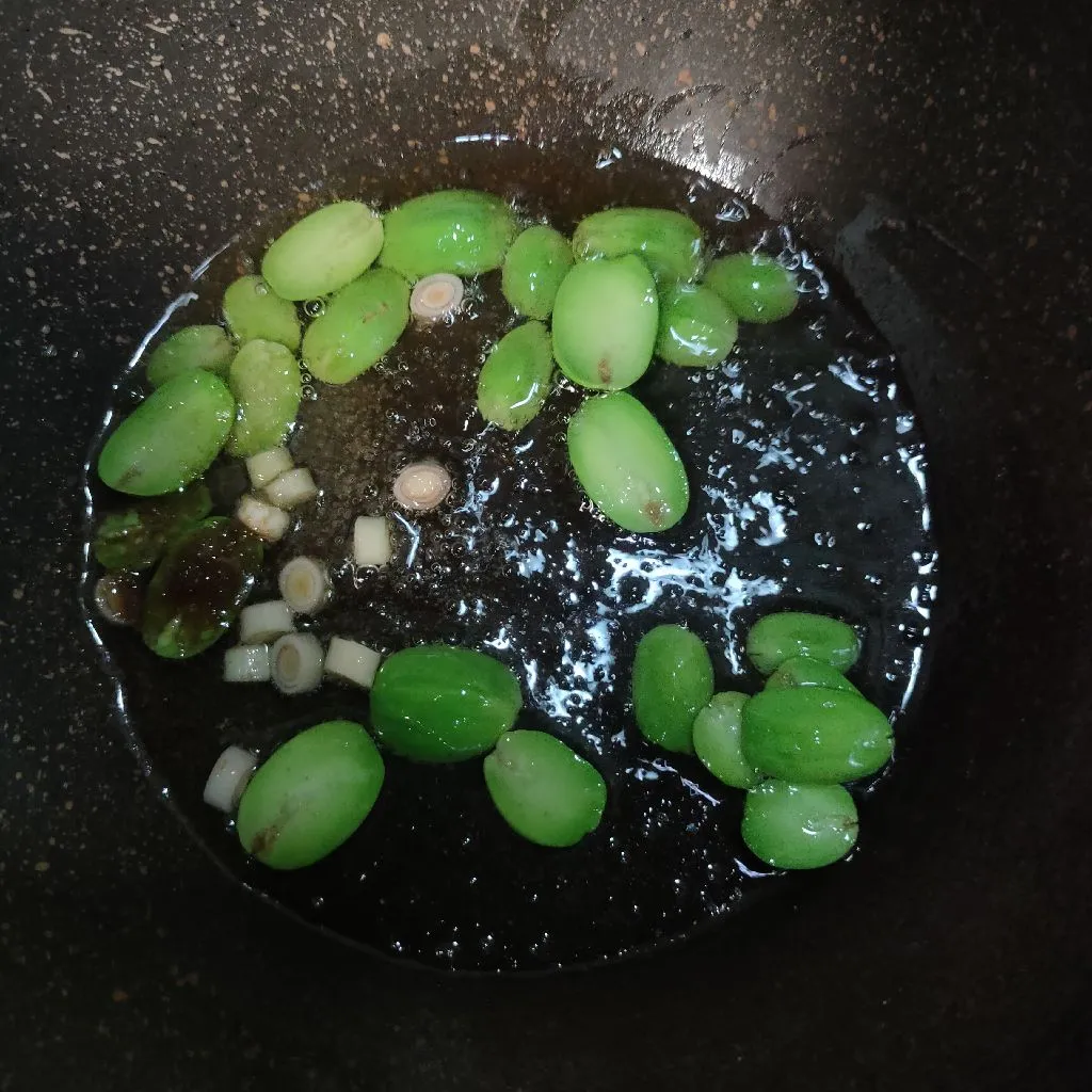 Step 4 Pete Sambal Matah