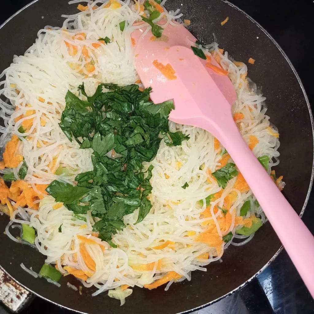 Step 4 Tumis Bihun Wortel