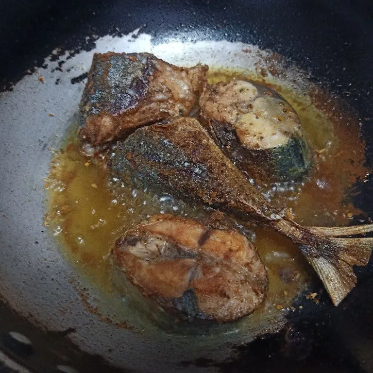 Step 4 Ikan Kembung Goreng