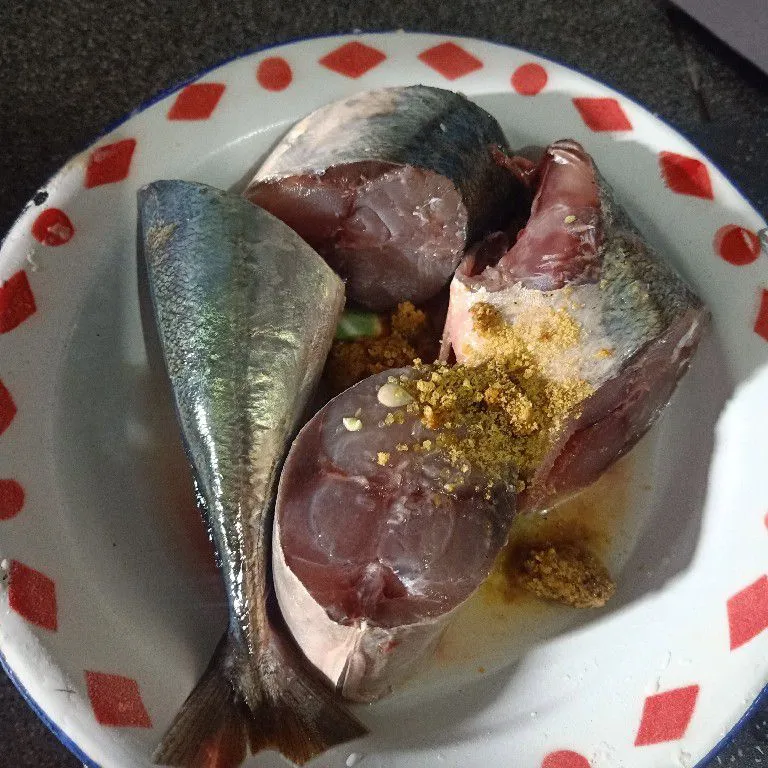 Step 2 Ikan Kembung Goreng