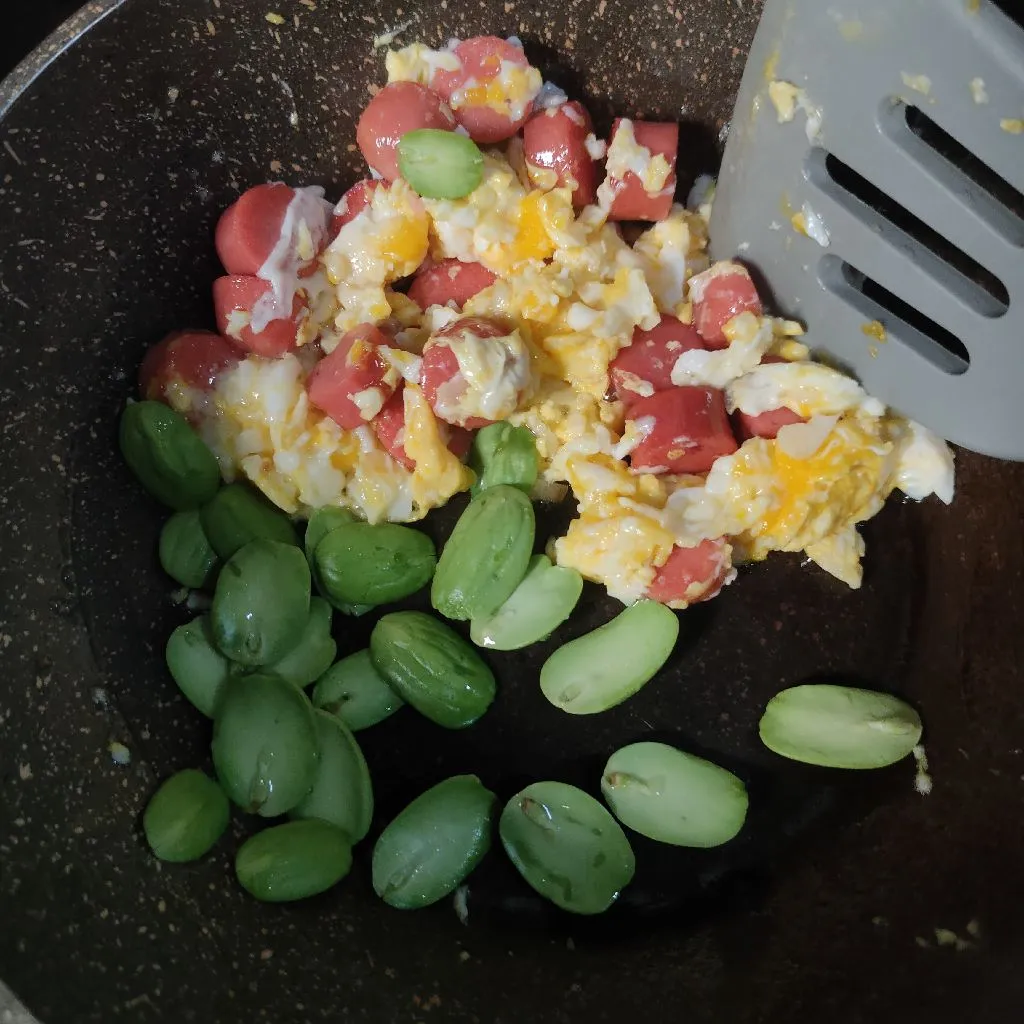 Step 5 Orak-Arik Telur Pete Sosis