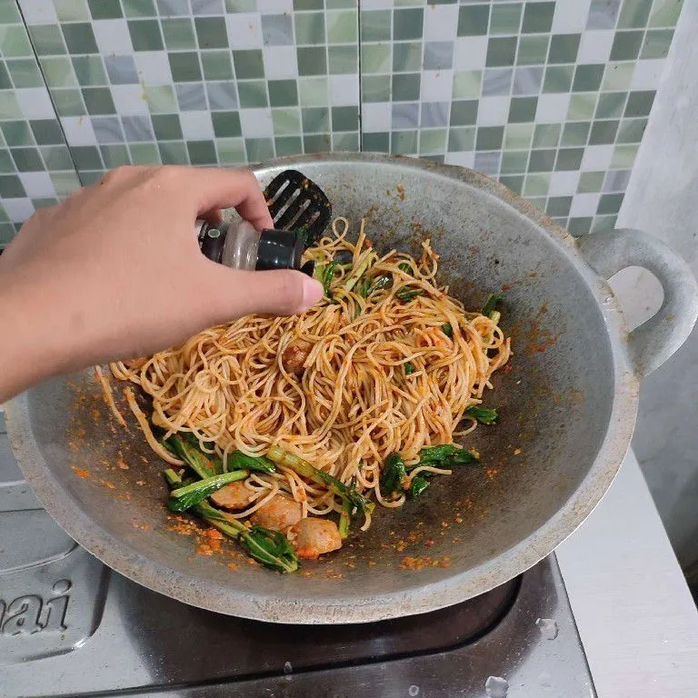Step 6 Spaghetti Goreng Bakso Bumbu Merah