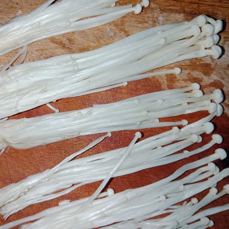 Step 2 Crispy Enoki Mushroom
