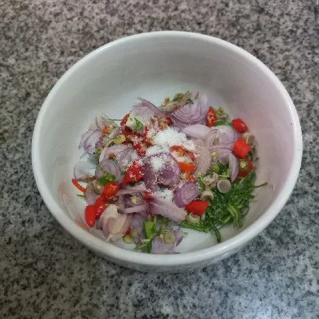 Step 4 Pindang Tongkol Sambal Matah