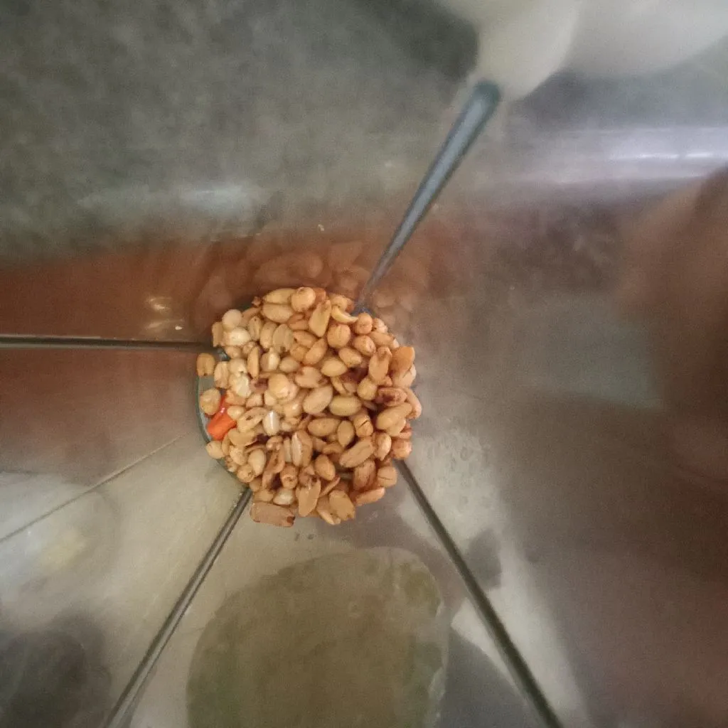 Step 1 Pangsit Ayam Basah Sambal Kacang