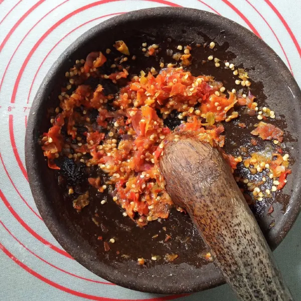 Uleg semuanya sampai halus.