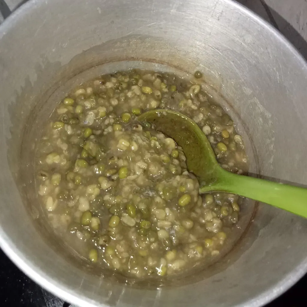 Step 4 Bubur Kacang Hijau Kuah Susu.
