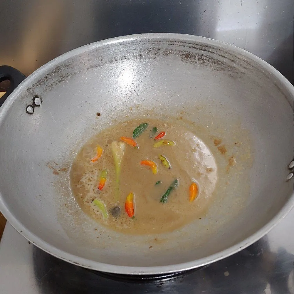 Step 4 Telur Petis