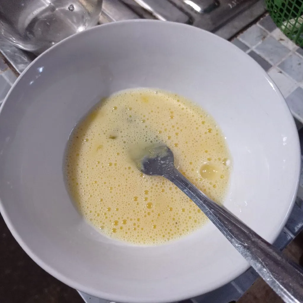 Step 1 Telur Goreng Kribo