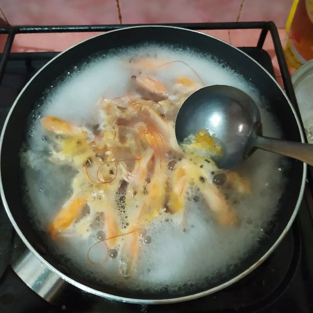 Step 4 Kaldu Udang Seafood