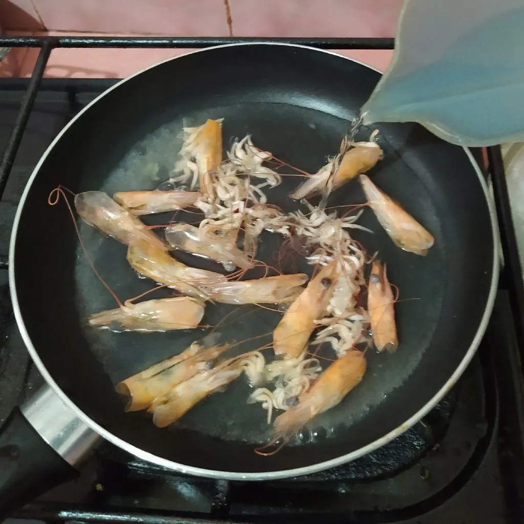 Step 3 Kaldu Udang Seafood