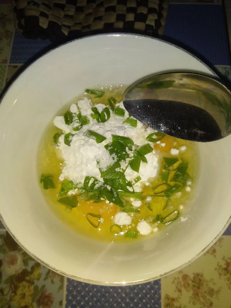 Step 1 Telur Dadar Geprek Sambal Bawang