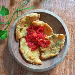 Telur Dadar Geprek