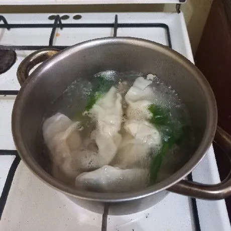 Step 8 Pangsit Ayam Basah Sambal Kacang