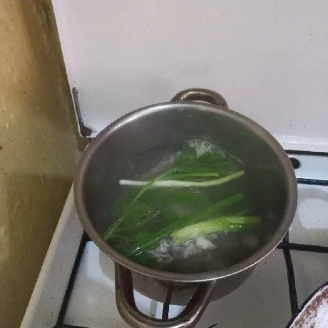 Step 7 Pangsit Ayam Basah Sambal Kacang